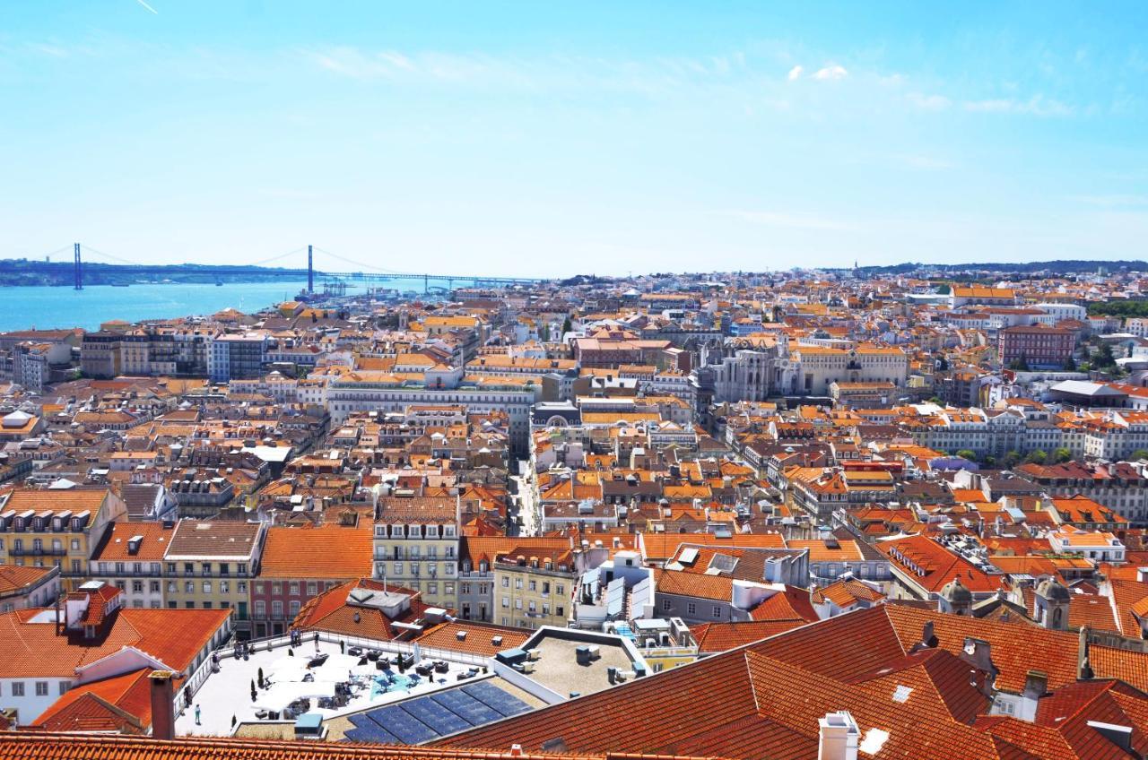 Charming Apartment in Private Condominium at Graça Lisboa Exterior foto